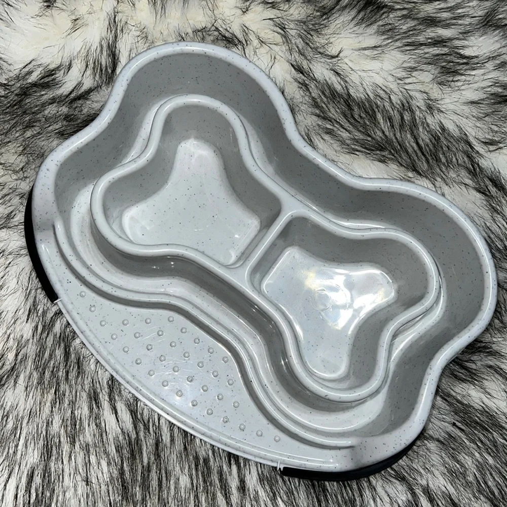 NWT Ant Free Small Dog/Cat Feeder Bowl Light Gray